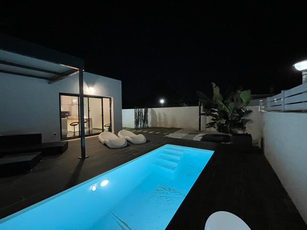 Villa Anyway Conil Un Lujo Frente Al Mar 콘일데라프론테라 외부 사진